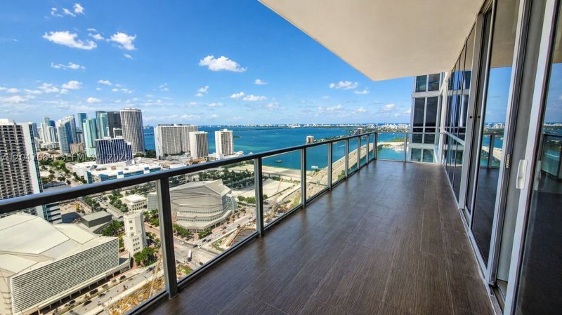 Comprar apartamento en Marquis 3708