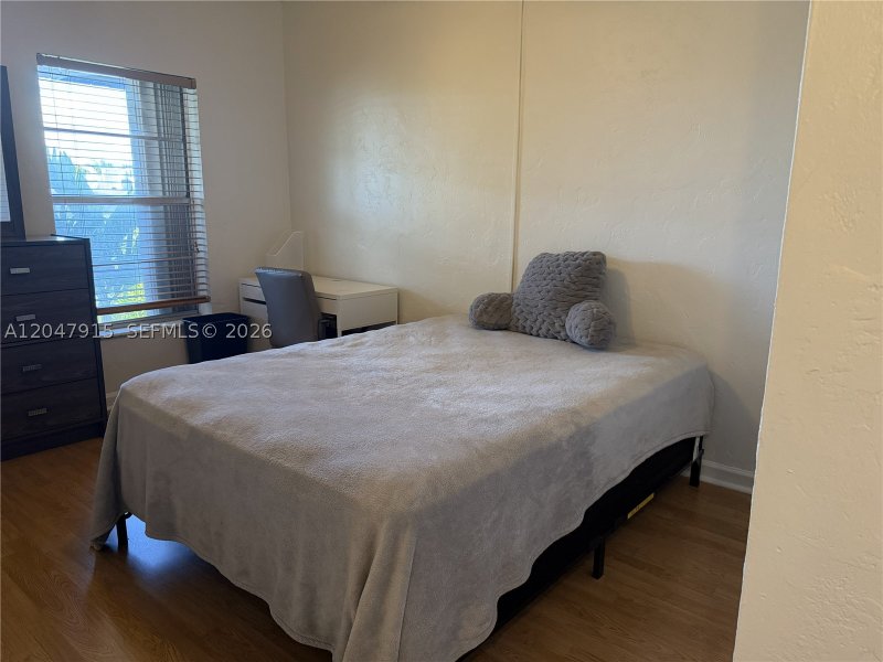 Apartment for rent at Villa Capri 413