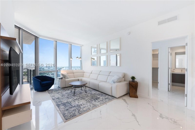 Condo for sale at Paramount Miami WorldCenter 3308
