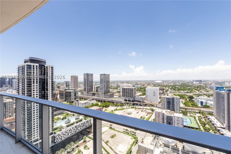 Condo for sale at Paramount Miami WorldCenter 3308