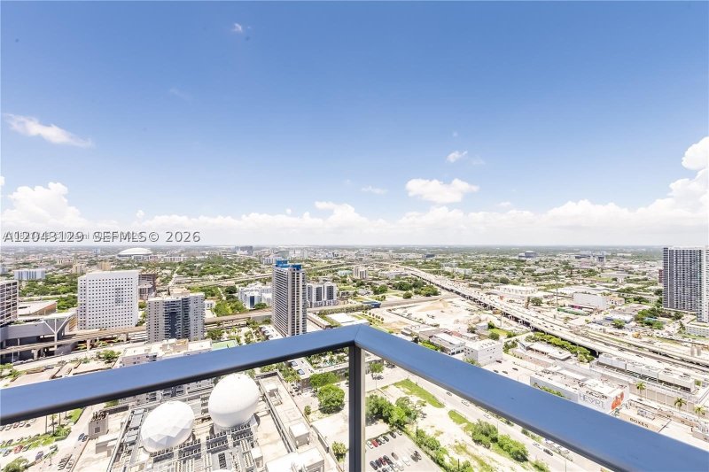 Condo for sale at Paramount Miami WorldCenter 3308