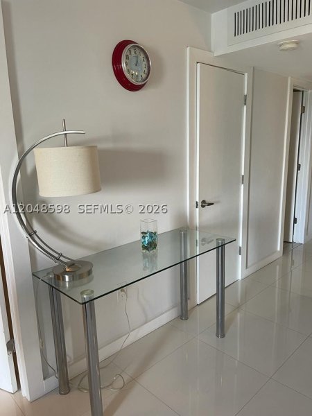 Apartment for rent at Arlen Beach 1411
