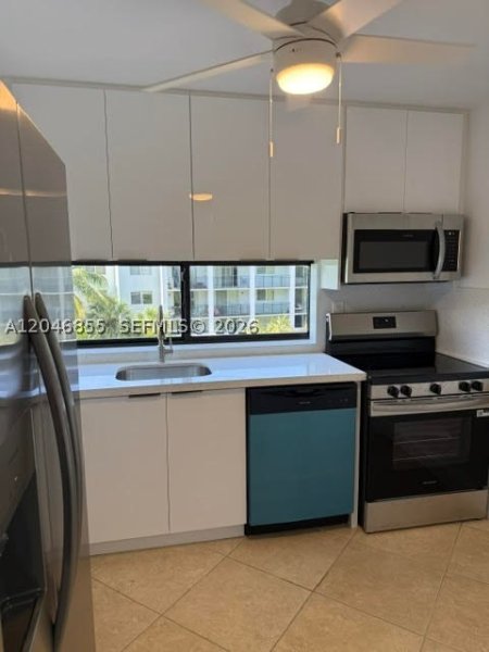 Apartment for rent at Plaza of the Americas 509