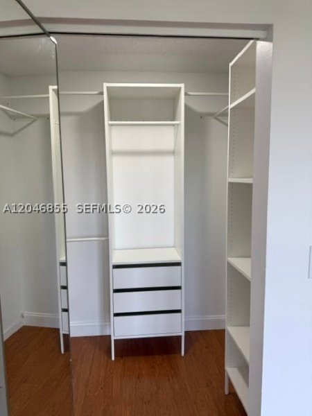Apartment for rent at Plaza of the Americas 509