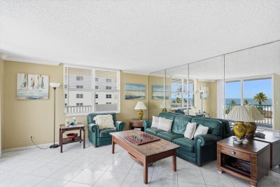 Comprar apartamento en Cambridge Towers 506