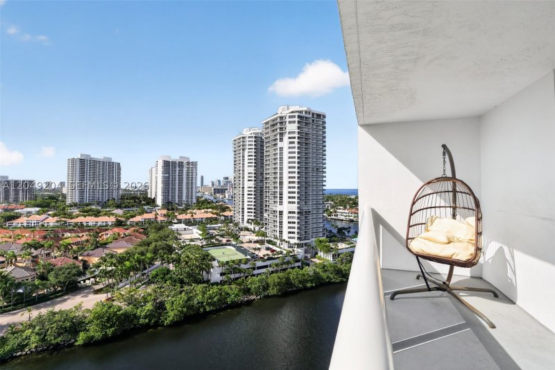 Comprar apartamento en Waterview 1739