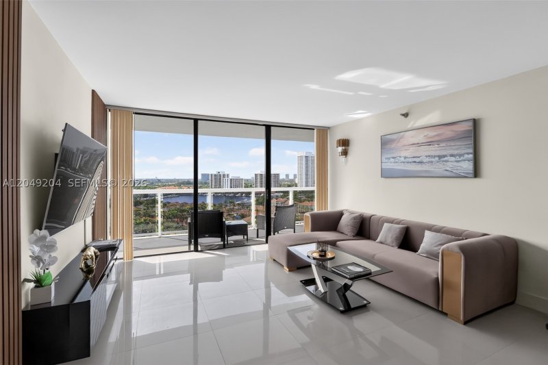 Comprar apartamento en Waterview 1739