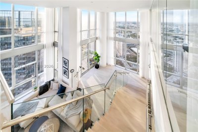 Comprar apartamento en Paramount Miami WorldCenter Penthouse 46
