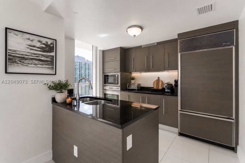 Condo for sale at Icon Brickell Viceroy 2908