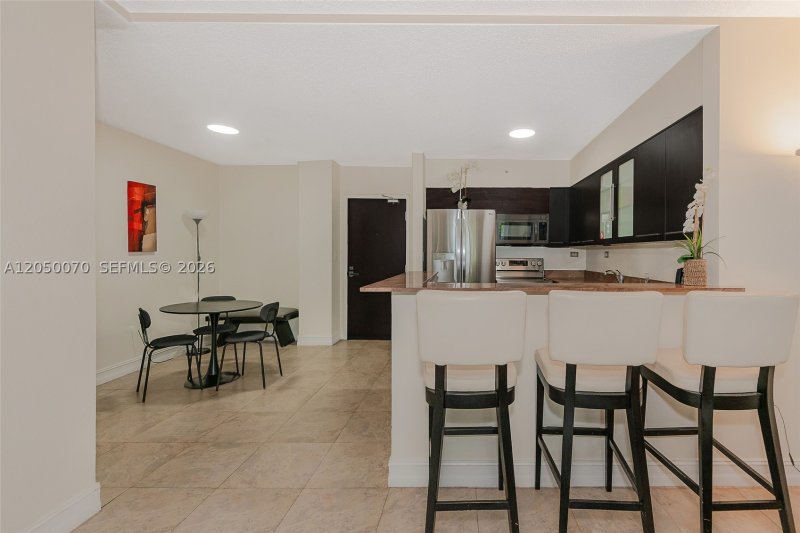 Apartment for rent at Flamingo 116S