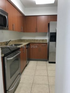 Aluguel de apartamento no Parc Central Aventura PH05