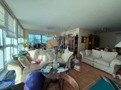 Aluguel de apartamento no Crystal House 4C