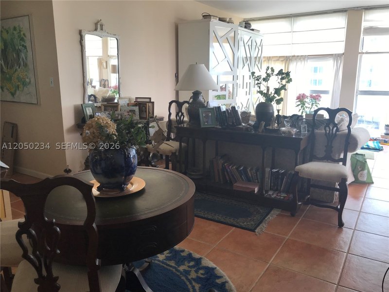 Apartment for rent at Crystal House 4C