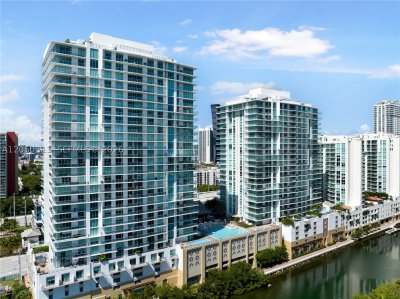 Parque Towers at St. Tropez Apt #5-1404