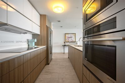 Alquiler de apartamento en Bay House 1402