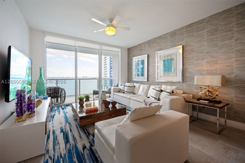 Apartment for rent at Bay House 1402