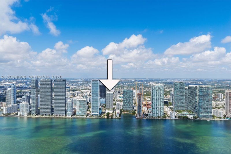 Apartment for rent at Bay House 1402