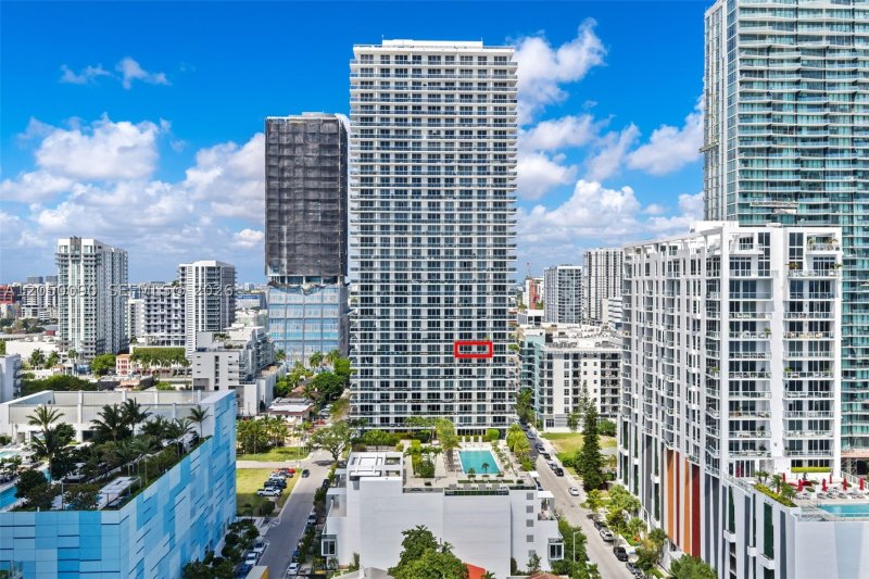 Apartment for rent at Bay House 1402