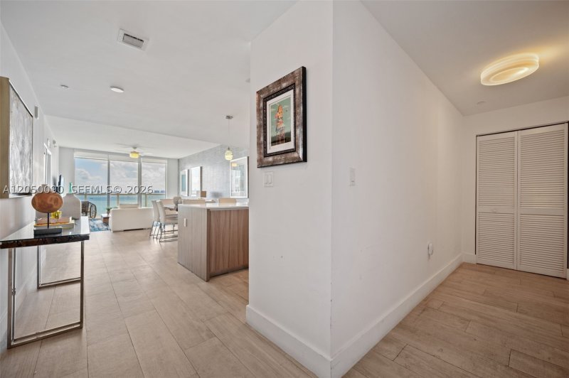 Apartment for rent at Bay House 1402