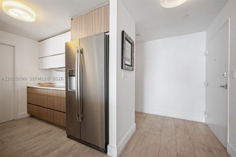 Apartment for rent at Bay House 1402