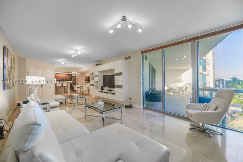 Apartment for rent at Ocean Palms 404