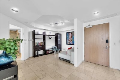 Comprar apartamento no Oceania 4 342
