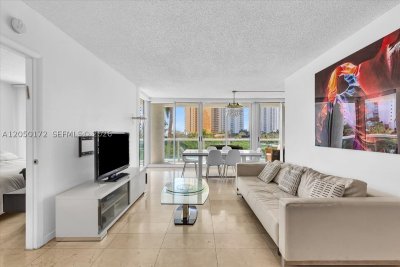 Comprar apartamento no Oceania 4 342