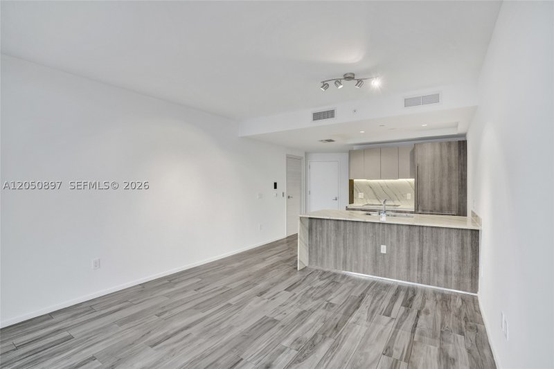 Condo for sale at SLS Lux Brickell 3903