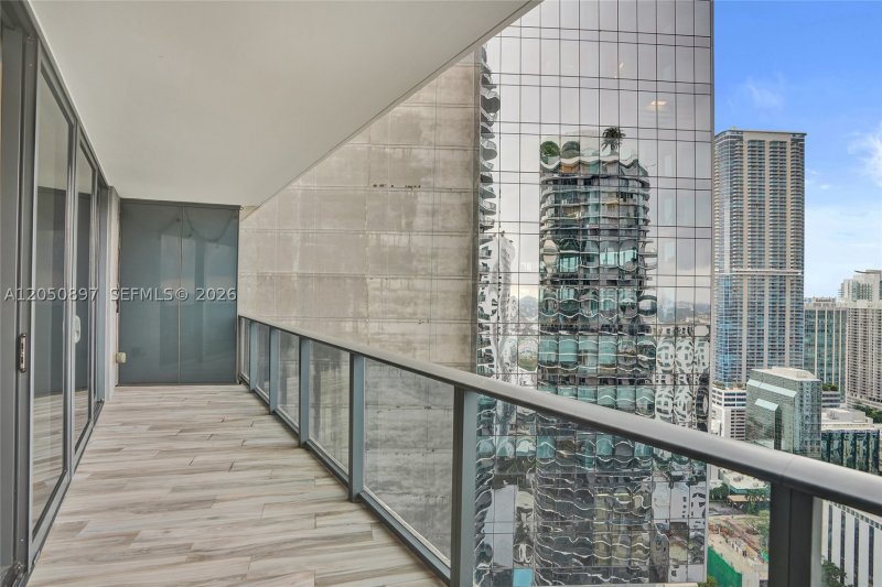 Condo for sale at SLS Lux Brickell 3903
