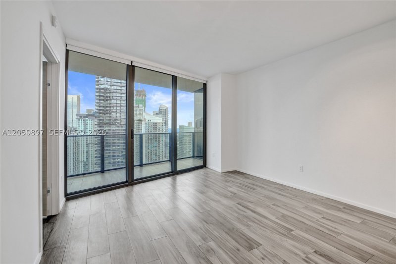Condo for sale at SLS Lux Brickell 3903