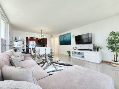 Aluguel de apartamento no Alexander Towers 521