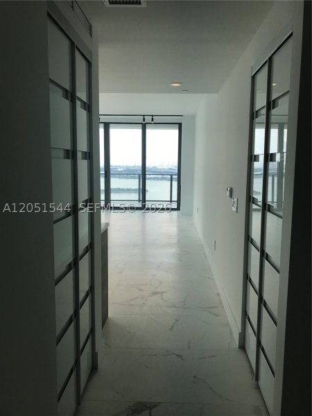 Apartment for rent at Paraiso Bay Miami 3307