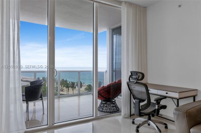 Alquiler de apartamento en Trump Royale 902