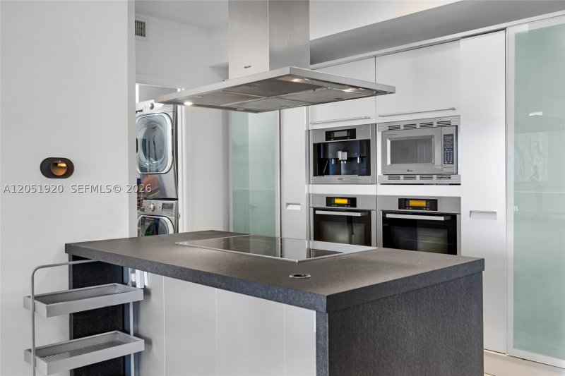 Alquiler de apartamento en Trump Royale 902
