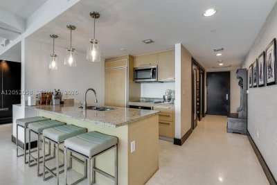 Aluguel de apartamento no Beach Club Three 3109