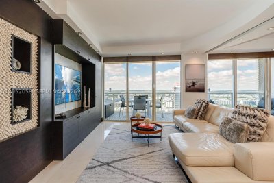 Aluguel de apartamento no Beach Club Three 3109