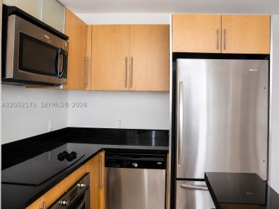 Alquiler de apartamento en Met 1 T-3511