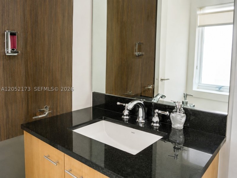 Alquiler de apartamento en Met 1 T-3511