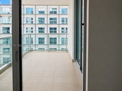 Alquiler de apartamento en Met 1 T-3511