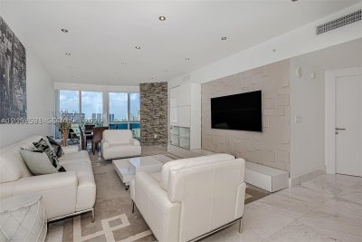 Comprar apartamento no Trump Royale 1101
