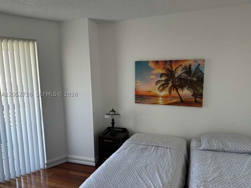 Alquiler de apartamento en Mystic Pointe 600 PH7