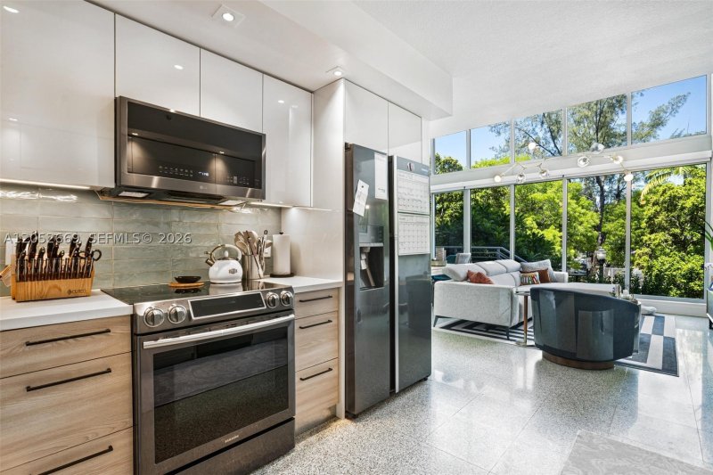 Condo for sale at Absolute Lofts LG-5