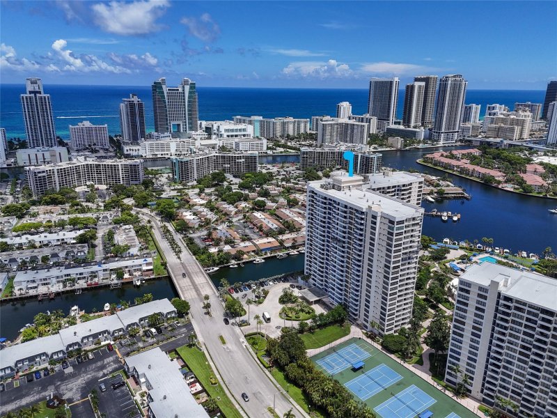 Condo for sale at Olympus Condo 1710