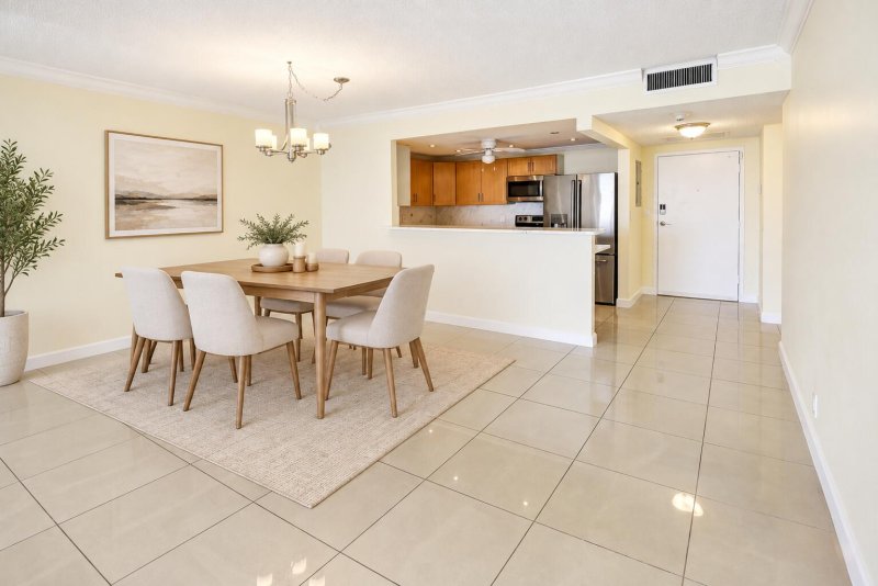 Condo for sale at Olympus Condo 1710