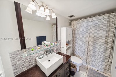 Comprar apartamento no Sailboat Cay 703