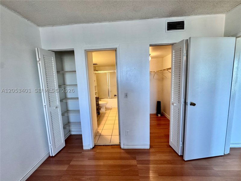 Condo for sale at Sailboat Cay 703