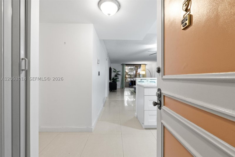 Apartment for rent at Olympus Towers 317