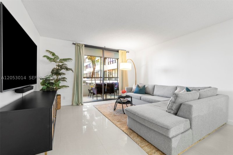 Apartment for rent at Olympus Towers 317