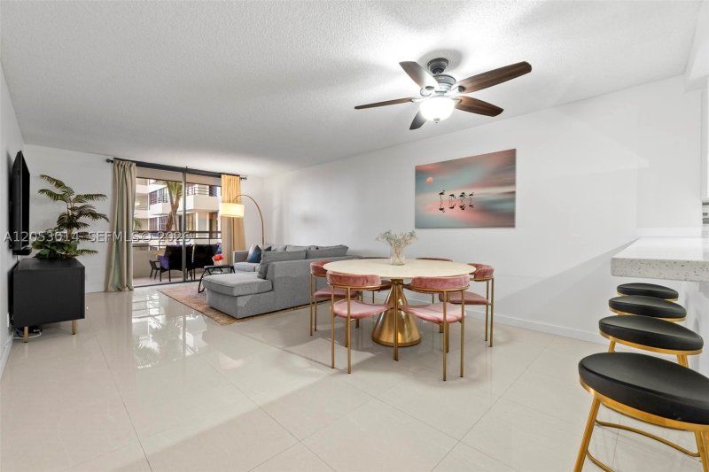 Apartment for rent at Olympus Towers 317