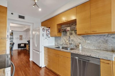 Comprar apartamento en The Summit 310N